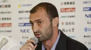 Илиян Стоянов: Да похвалим Михайлов е все едно да ръкопляскаме на банкомат