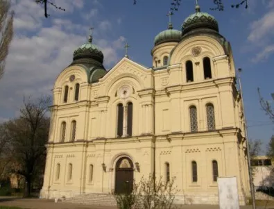 Вярващите отново ще могат да пътуват до Лопушанския манастир