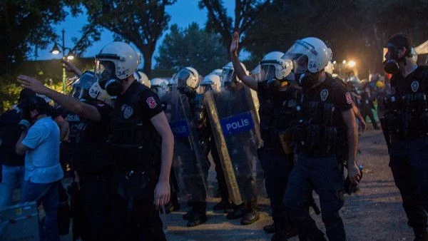 Истанбул затегна мерките за сигурност на "Таксим" за 2 години от протестите в парка "Гези"