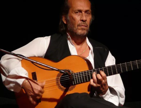 Почина виртуозният китарист Пако де Лусия