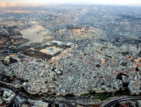 Израел отмъщава на палестинците с нови 1500 жилища 