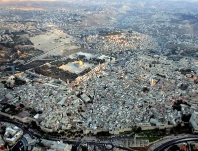 Израел отвори отново Площада на джамиите в Ерусалим