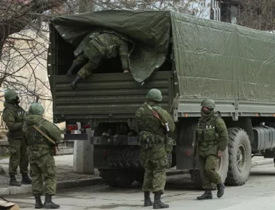 Въоръжени лица превзеха щаба на ВМС на Украйна в Севастопол