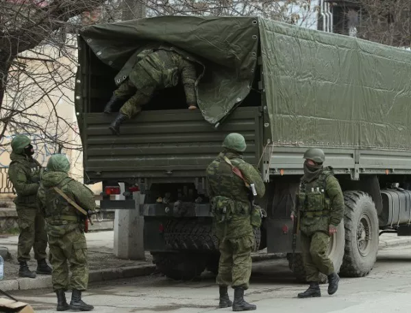 Проруските сили завзеха втора база в Крим