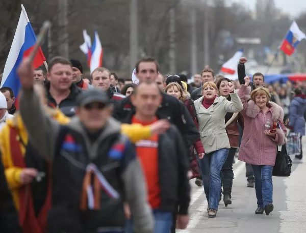Украинци масово бягат в Русия, искат убежище