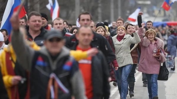 Украинци масово бягат в Русия, искат убежище