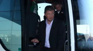 Любо Пенев повика играчи от Шъдзяджуан за Азербайджан