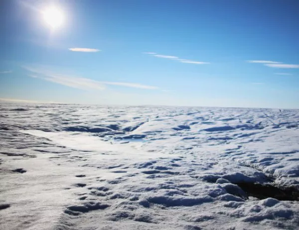 Влиза в сила Антарктическият договор - Антарктида е обявена за свободна за изследване