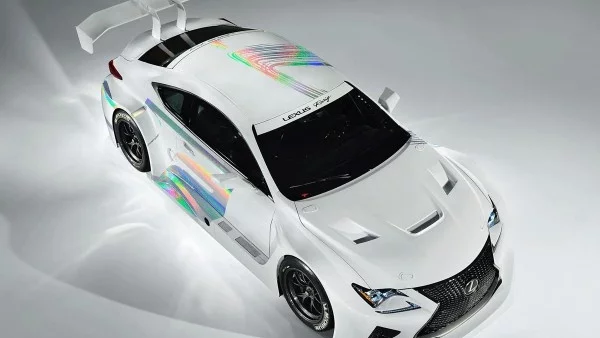 Lexus представи бегачката си RC F GT3