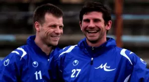 {{ otherArticle[0].article.title }}