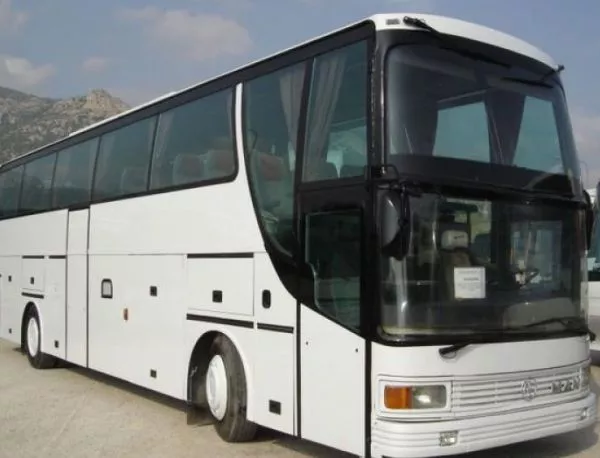 Проверяват фирмата, чиято собственост е катастрофиралият автобус в Македония