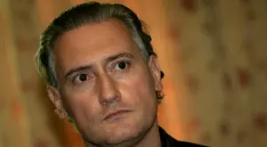 {{ otherArticle[0].article.title }}