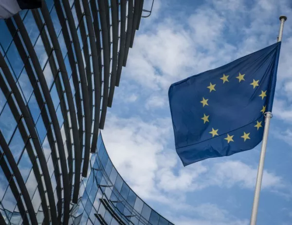 Европейската комисия с призив към Съвета на ЕС да включи България и Румъния в Шенген
