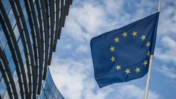 ЕК иска по-силна защита за лицата, сигнализиращи за нередности в ЕС