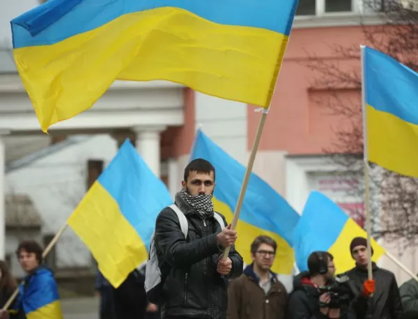Украйна въвежда времеви лимит за пребиваване руснаци в страната