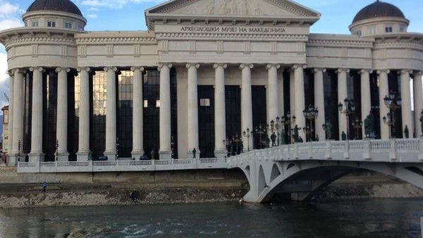 И в Македония - ''червеи''