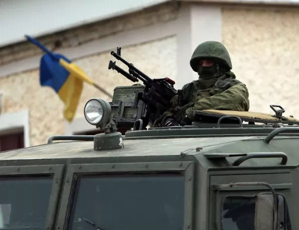 Киев въведе двумесечно извънредно положение, напрежението с Москва расте