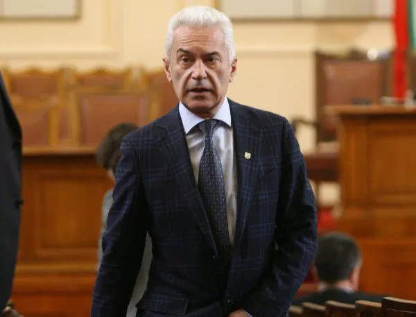 Сидеров поиска от Борисов да обяви неутралитет на България 