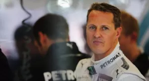 Камерата в каската контузила Шумахер