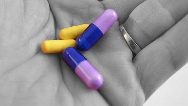 Лекари: Лекарства срещу грип, взимани на самолечение, могат да увредят черния дроб