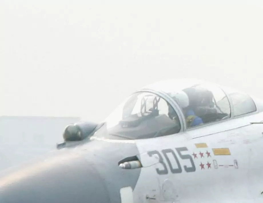 Руски изтребител прихвана американски шпионски самолети над Черно море 