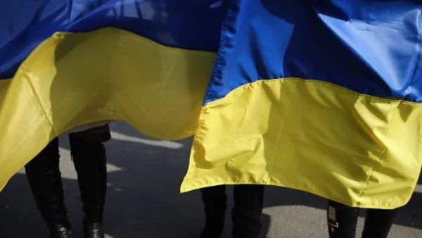 "Фич" понижи рейтинга на Украйна до частичен фалит 