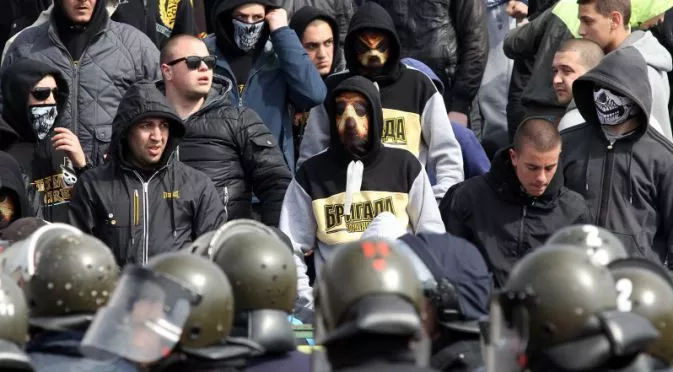 Полицията заплаши да не пази дербито на Пловдив