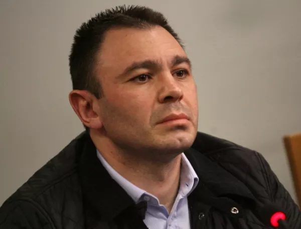 Лазаров подкрепи протеста на служителите на МВР