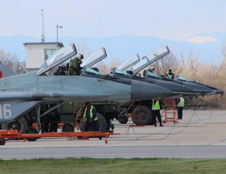 The Economist: Предадените на Киев изтребители МиГ-29 са за резервни части