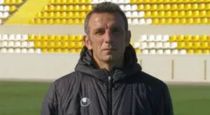 Скандал в "Ботев" Пд! Изгониха футболист 30 минути, след като подписа