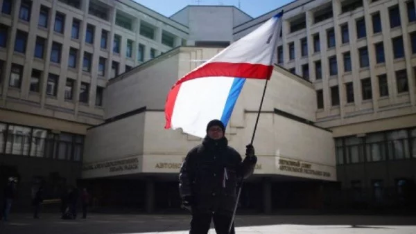 Русия и Крим подписаха за присъединяването, Путин заплаши с отмъщение Запада
