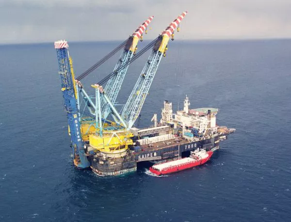 САЩ искат нови зони за добив на петрол в морето 