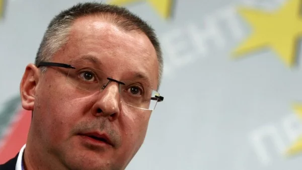 Станишев: Заслужаваше ли си да поемем толкова тежък кръст?
