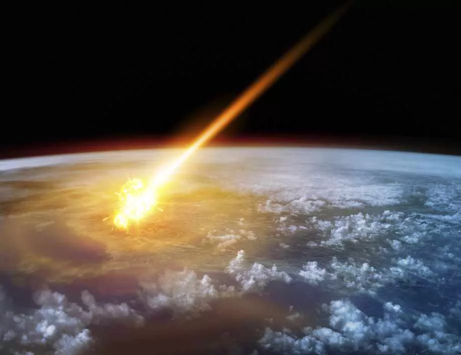 Два астероида ще преминат покрай Земята през уикенда