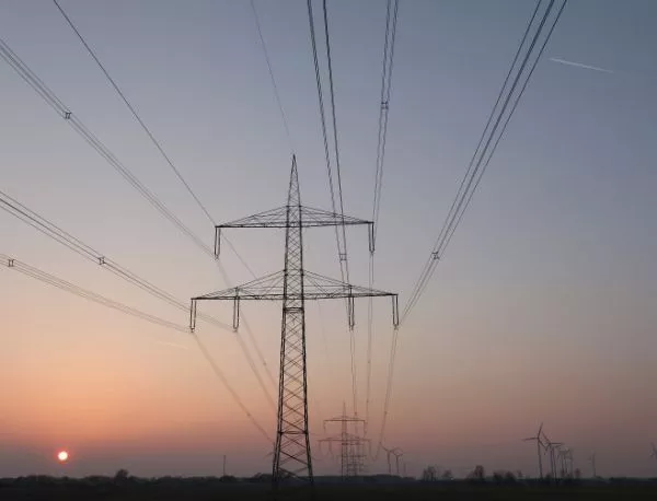 И четирите електрически далекопровода в Херсонска област са унищожени