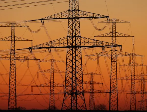 Новите цени на тока облагодателстват богатите, смятат НПО-та