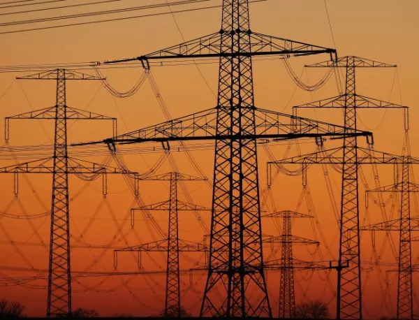 КЗК разследва енергийни компании за картел 