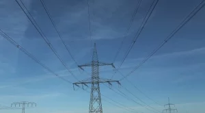 КЕВР: Няма да допуснем поскъпване на тока с 20%
