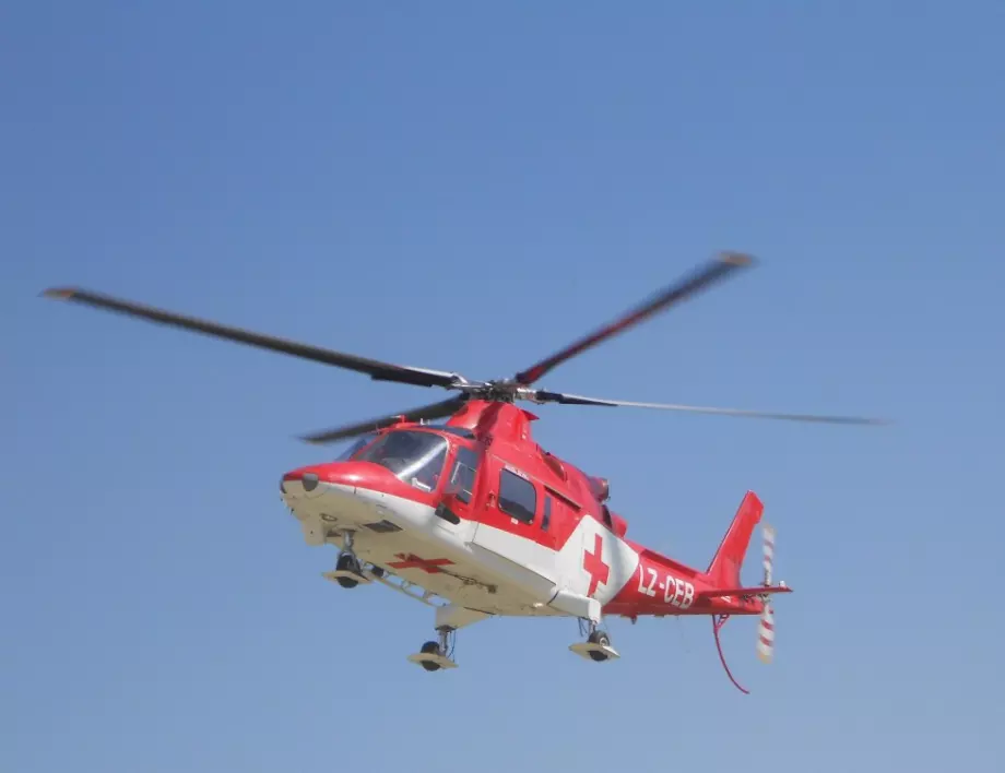 Защо бавят поръчката за медицински хеликоптер?  
