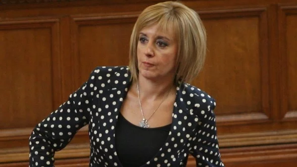 Манолова: Гласувалите за ГЕРБ са една доста малка част от населението