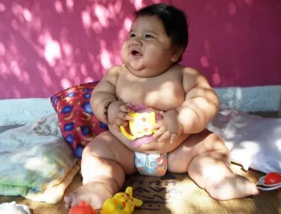 Бебе с тегло на 6-годишно дете бе отнето от майка му