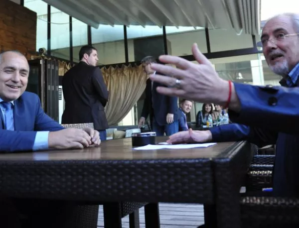 Последно: Местан и Борисов седнаха на кафе
