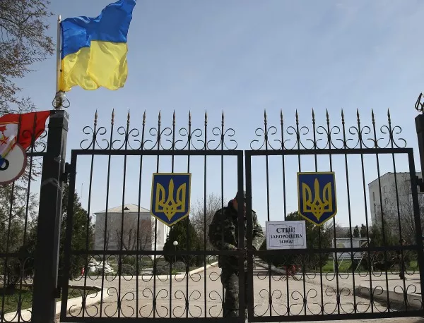 Проведеният референдум в Крим е абсурден и циничен, смятат лидери на кримските татари 