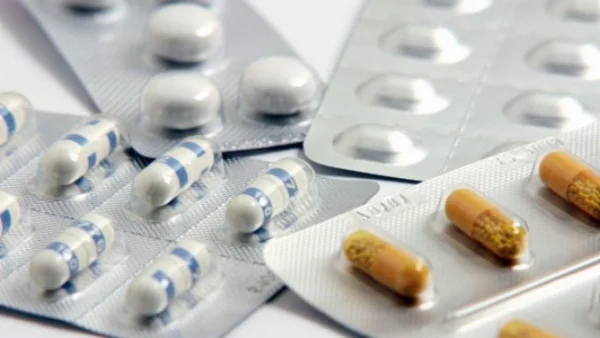 60% от лекарствата, продавани онлайн, може да са фалшиви