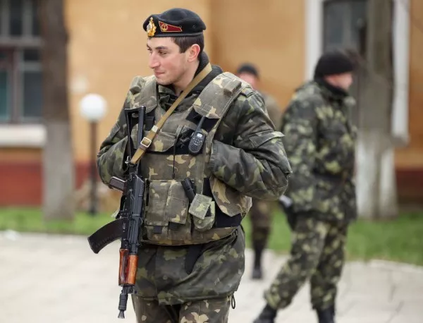 Украйна нареди изтеглянето на своите военни от Крим