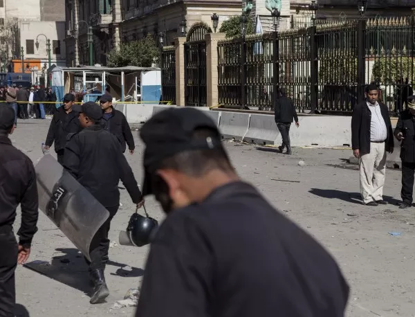 Атентат в Египет отне живота на полицейски служители