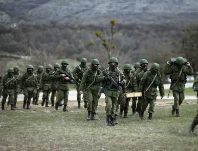 Русия изтегля всички войски от границата с Украйна чак на 8 юни