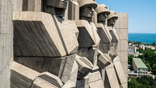 Протест против кредити в швейцарски франкове във Варна