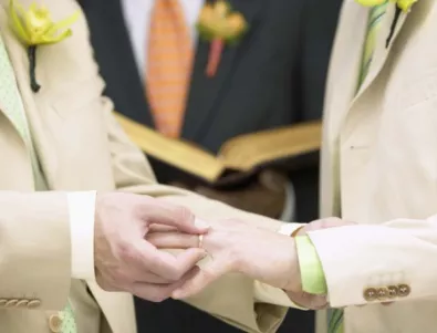 Еднополовите двойки в Германия вече официално могат да сключват брак