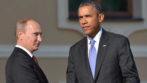 Обама обещава, че ще спаси Путин, ако го види да се дави